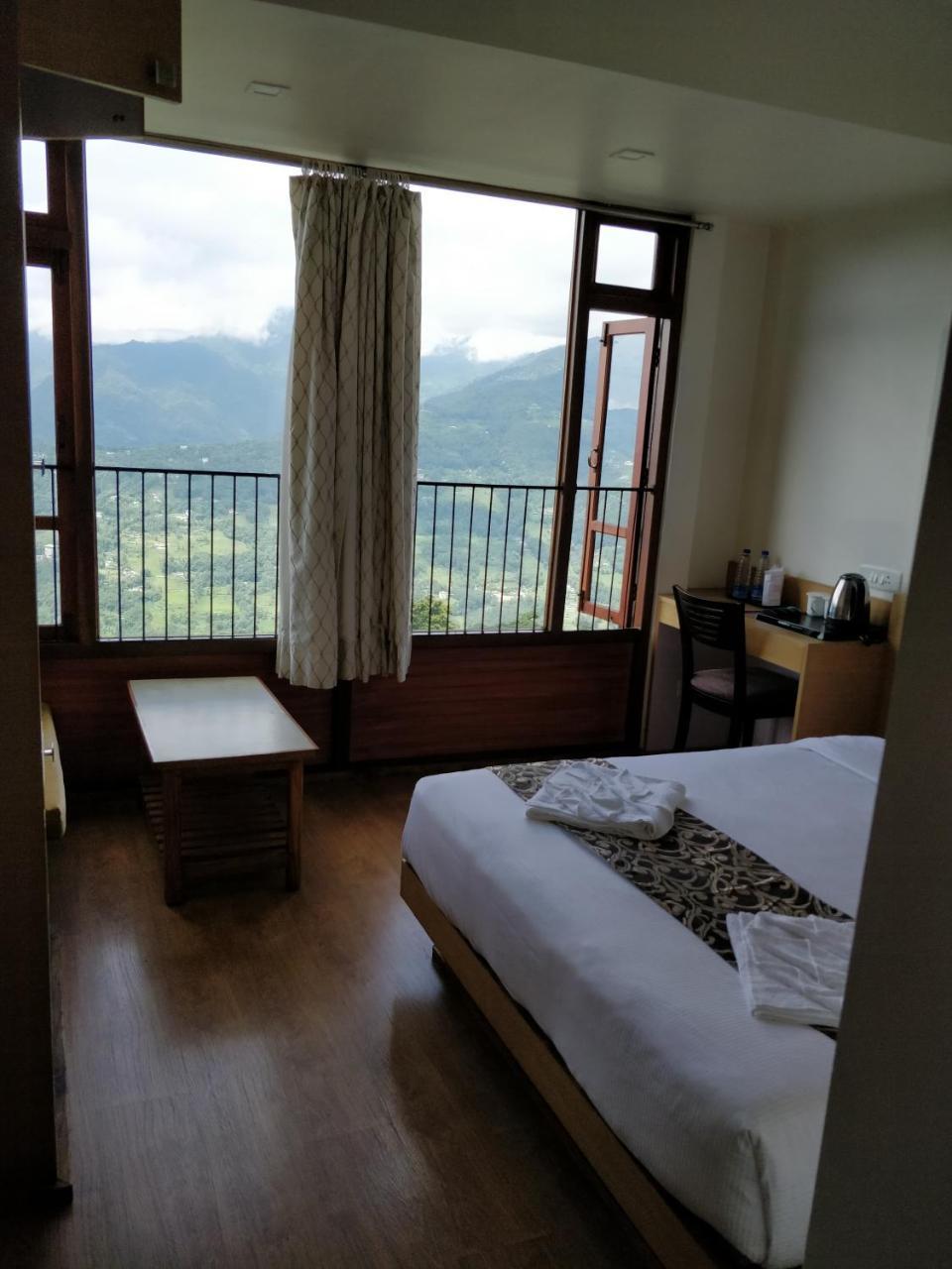 Hotel Ninamma Gangtok Buitenkant foto