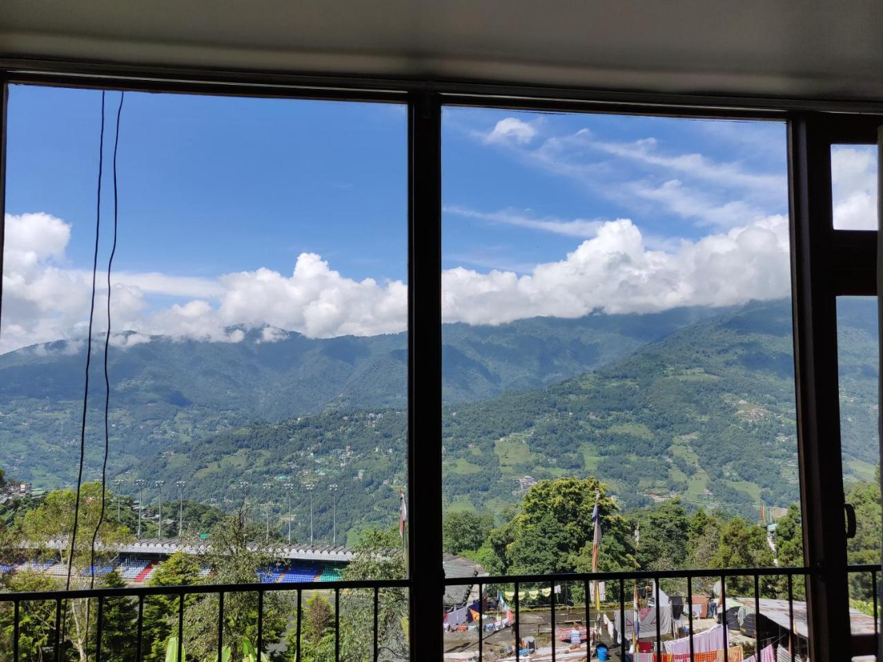 Hotel Ninamma Gangtok Buitenkant foto